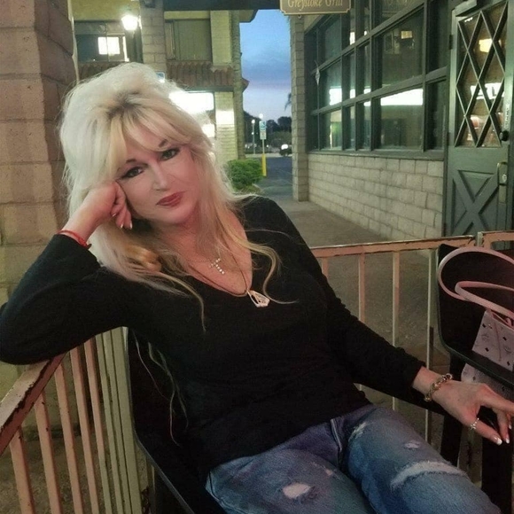 jonievanchris